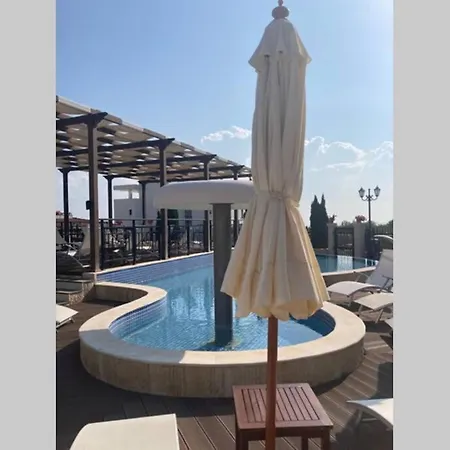 Lejlighed Уютные 1 Спальные Апартаменты С Бассейном В Rose Gardens Pomorie